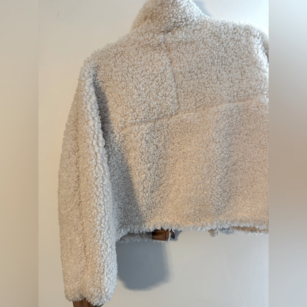 BLANK NYC Cream Ivory Tan Teddy Sherpa Fleece Faux Leather Bomber Jacket XS - Picture 4 of 15